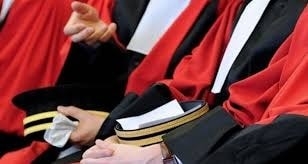 القضاة يقررون ''التعليق المؤقت'' للإضراب