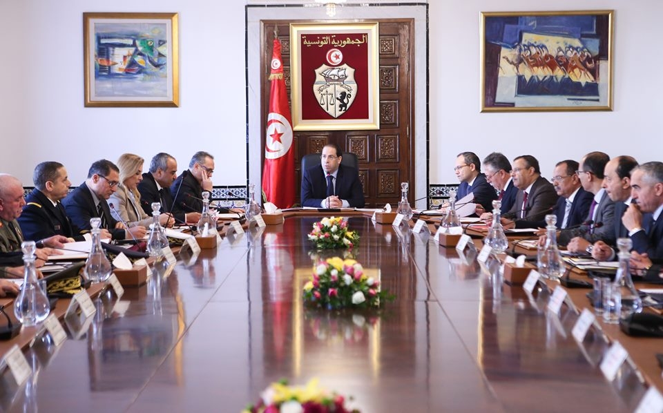 إدماج أصحاب الدخل غير القار الذين يمارسون نشاطهم دون إيداع التصريح في الوجود في المنظومة الجبائية وفي منظومة الضمان الاجتماعي