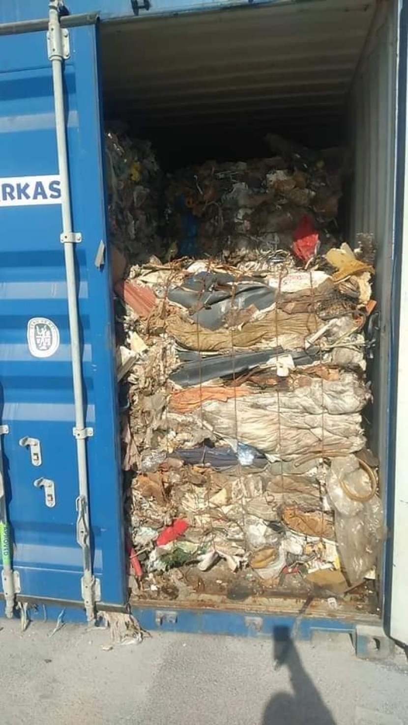 نهاية الآجال القانونية لإعادة النفايات الإيطالية دولة تهين كرامة المواطن وتعبث بحقوقه