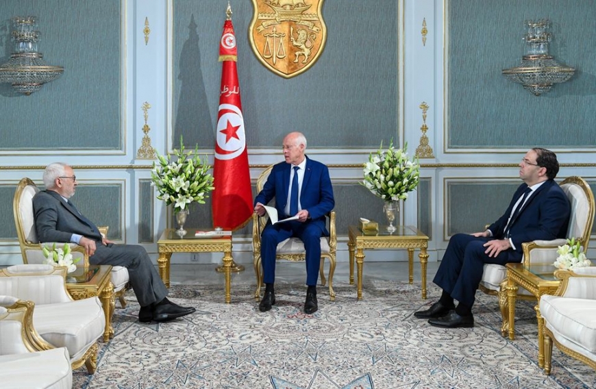 قيس سعيّد: اذا لم تحصل الحكومة التي سيتم تقديمها الى البرلمان على الثقة فسيقع حل البرلمان واللجوء الى الشعب