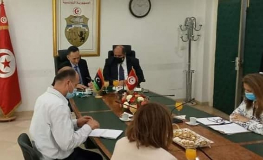 السيد محمد بوسعيد يستقبل وزير الاقتصاد والتجارة الليبي