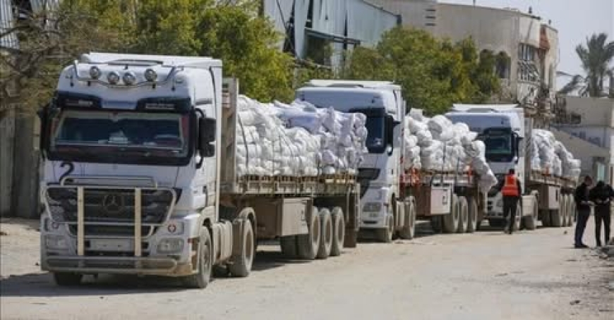 شاحنات محملة بطعام الأطفال تدخل إلى غزة
