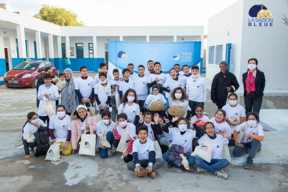 الموسم البحري الأزرق في رحلة بحرية تعليمية!