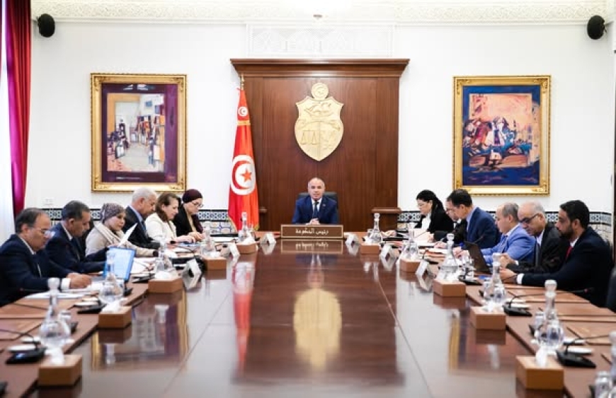 وضعية شركة الألبان الصّناعية بسيدي بوعلي محور مجلس وزاري